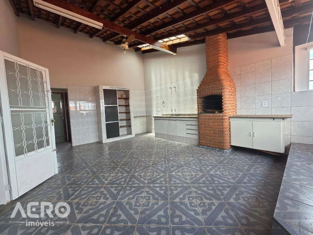 Casa, 3 quartos, 125 m² - Foto 2