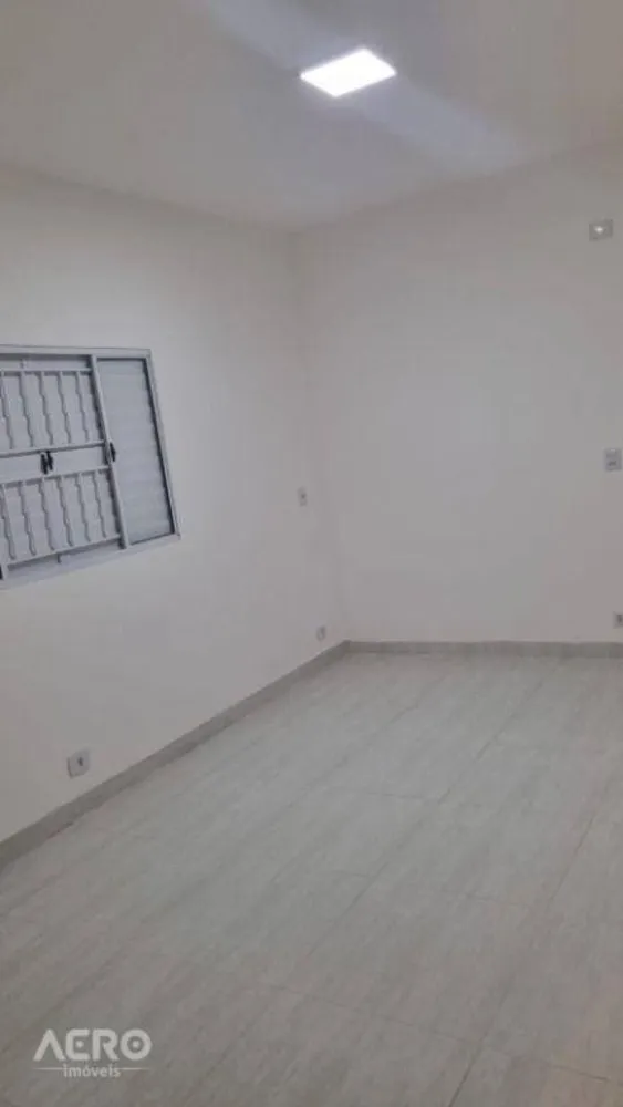 Casa, 3 quartos, 80 m² - Foto 1