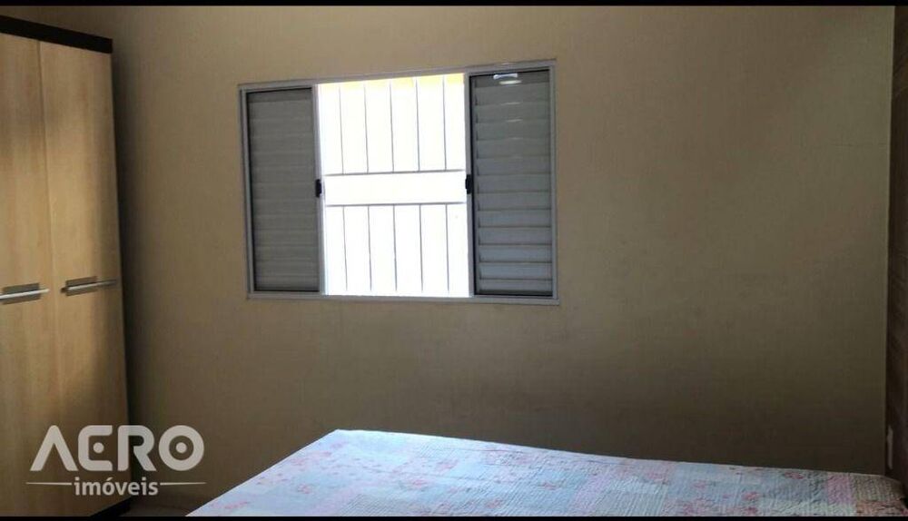 Casa à venda com 4 quartos, 170m² - Foto 18