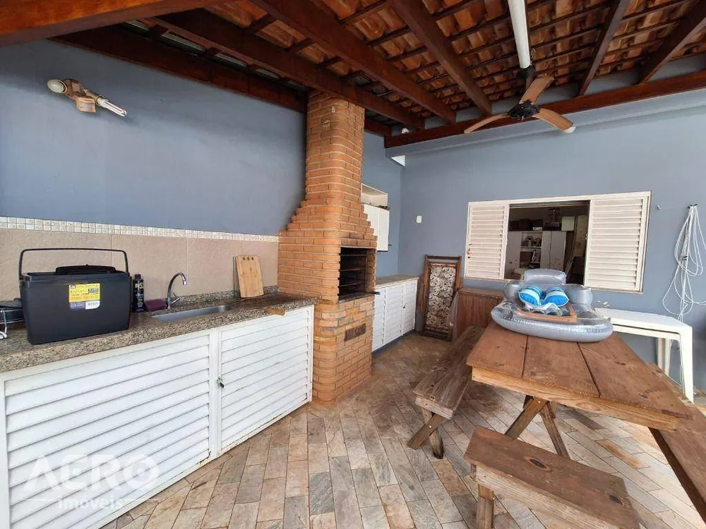 Casa, 3 quartos, 202 m² - Foto 6