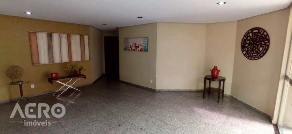 Apartamento à venda com 3 quartos, 136m² - Foto 4