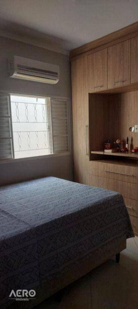 Casa à venda com 3 quartos, 183m² - Foto 16