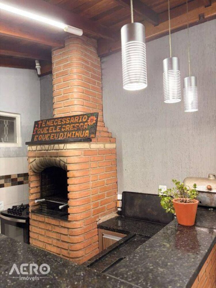 Casa à venda com 3 quartos, 183m² - Foto 7
