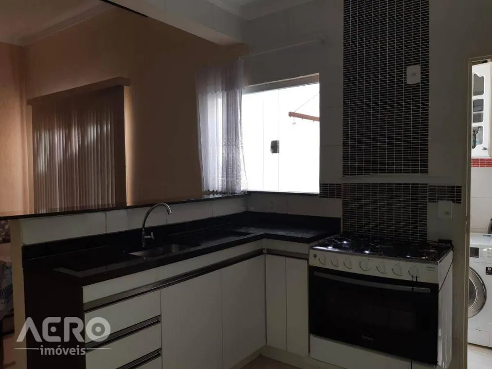 Casa, 3 quartos, 108 m² - Foto 8