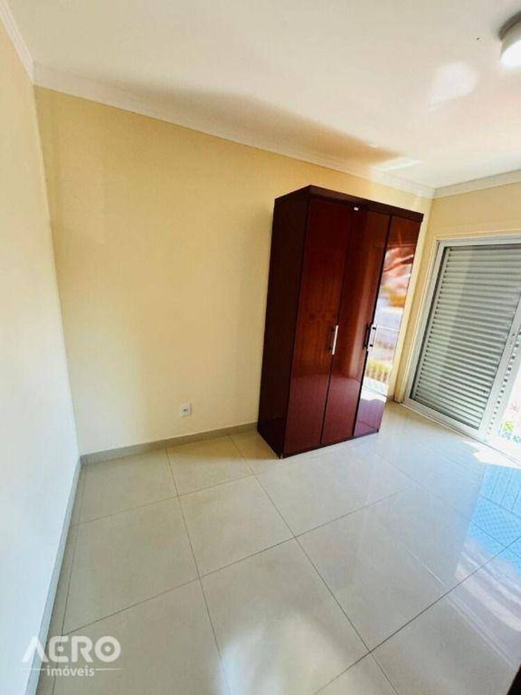 Apartamento à venda com 3 quartos, 112m² - Foto 8