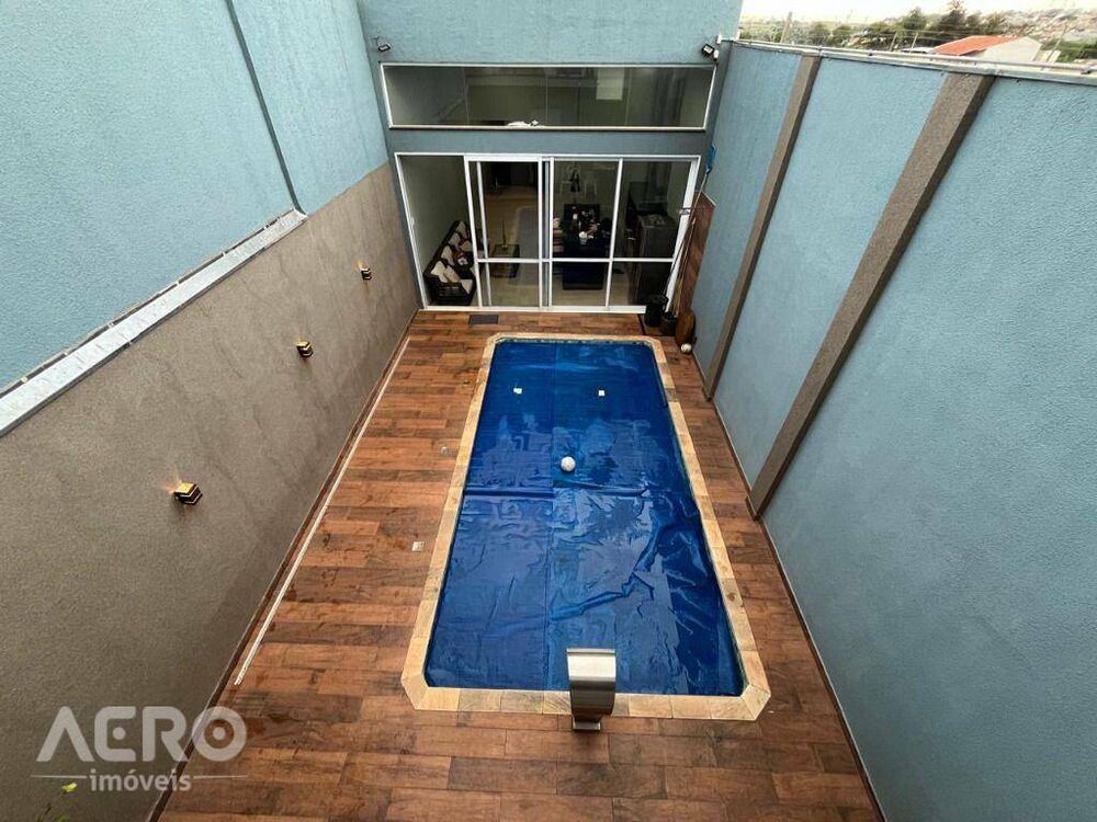 Casa à venda com 3 quartos, 260m² - Foto 19