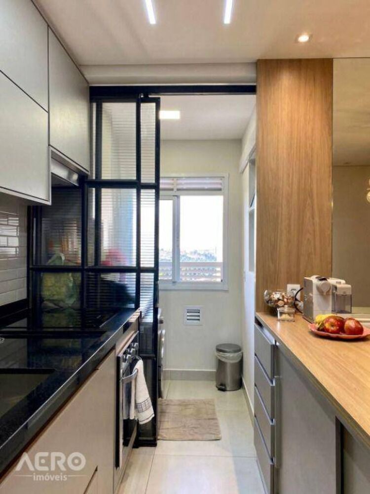 Apartamento à venda com 3 quartos, 69m² - Foto 1