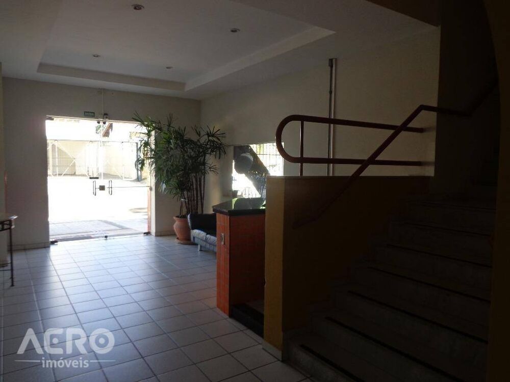 Apartamento à venda com 1 quarto, 40m² - Foto 4