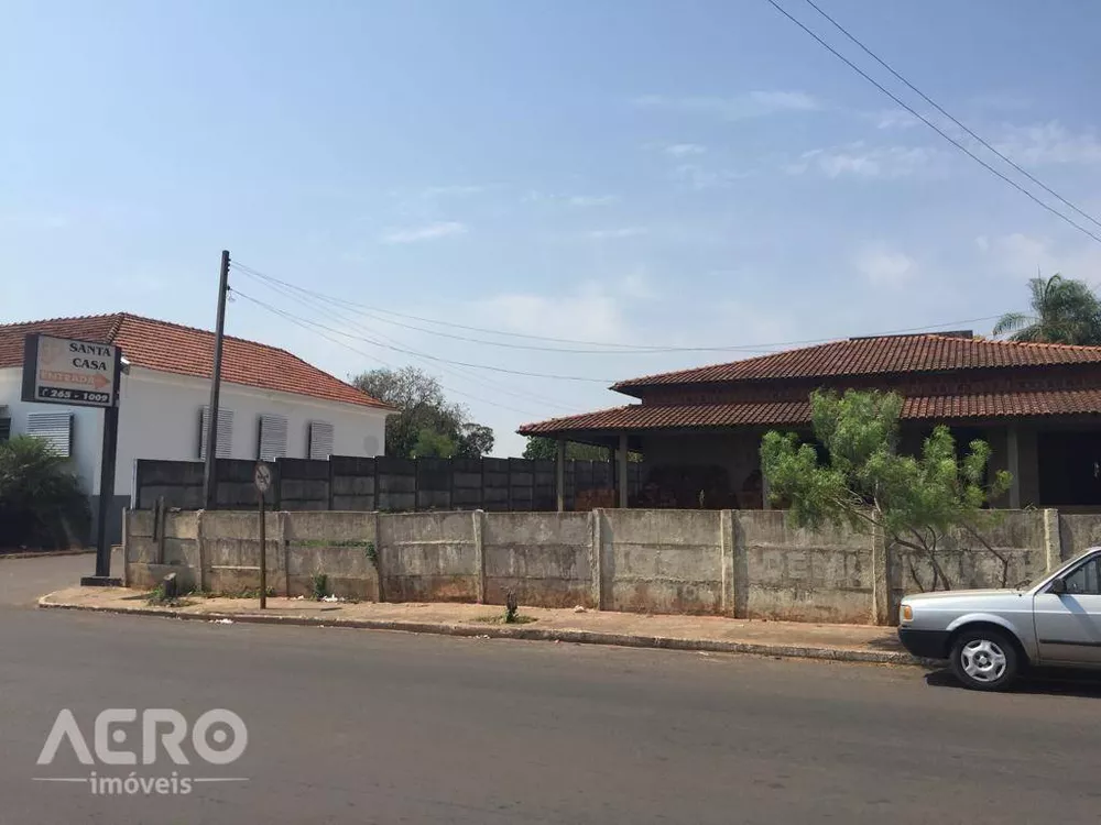 Casa à venda com 5 quartos, 450m² - Foto 3