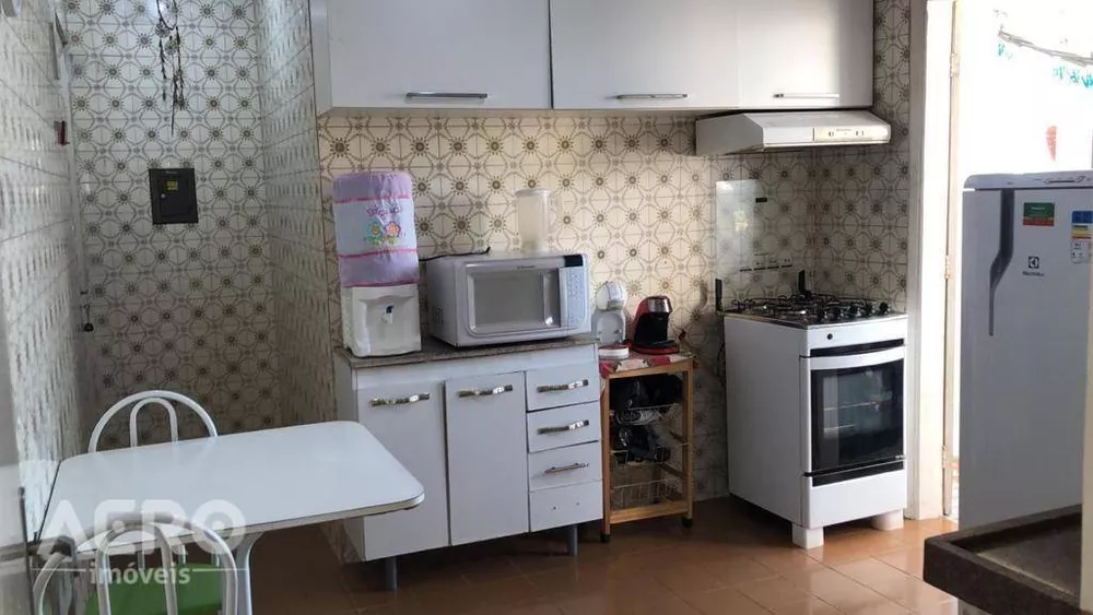 Apartamento à venda com 2 quartos, 98m² - Foto 3