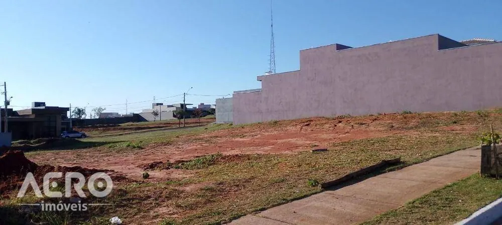 Loteamento e Condomínio, 297 m² - Foto 1