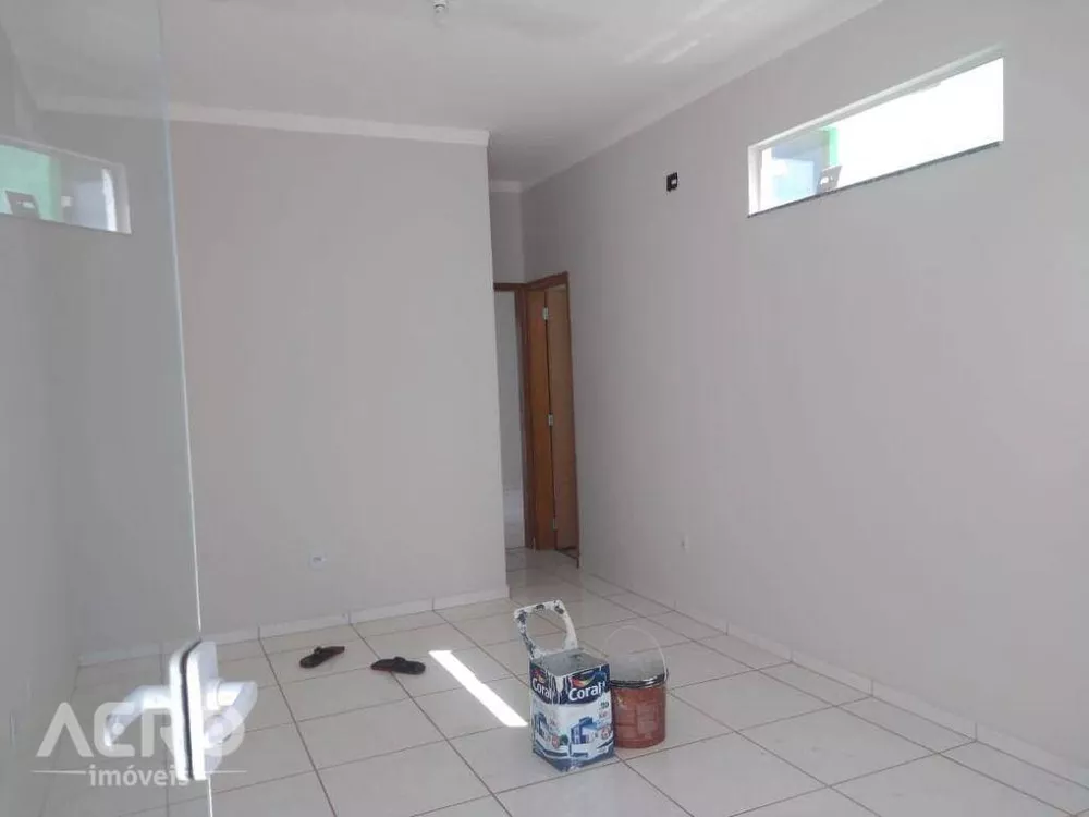 Casa à venda com 2 quartos, 45m² - Foto 3