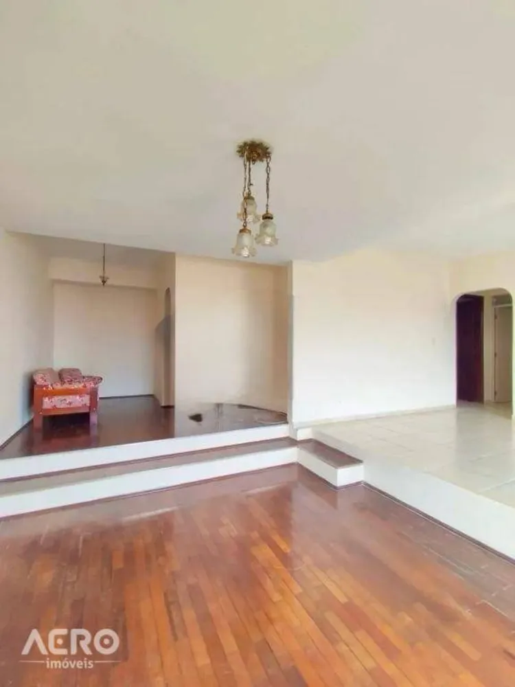 Apartamento, 3 quartos, 181 m² - Foto 1