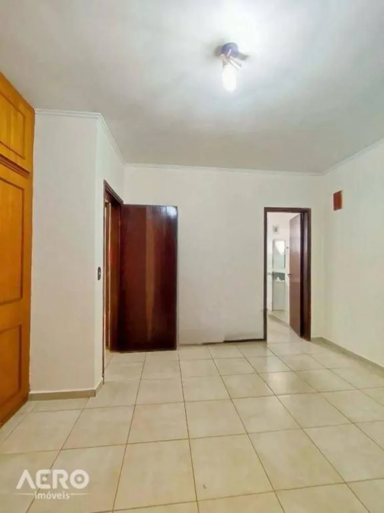 Apartamento, 3 quartos, 181 m² - Foto 2