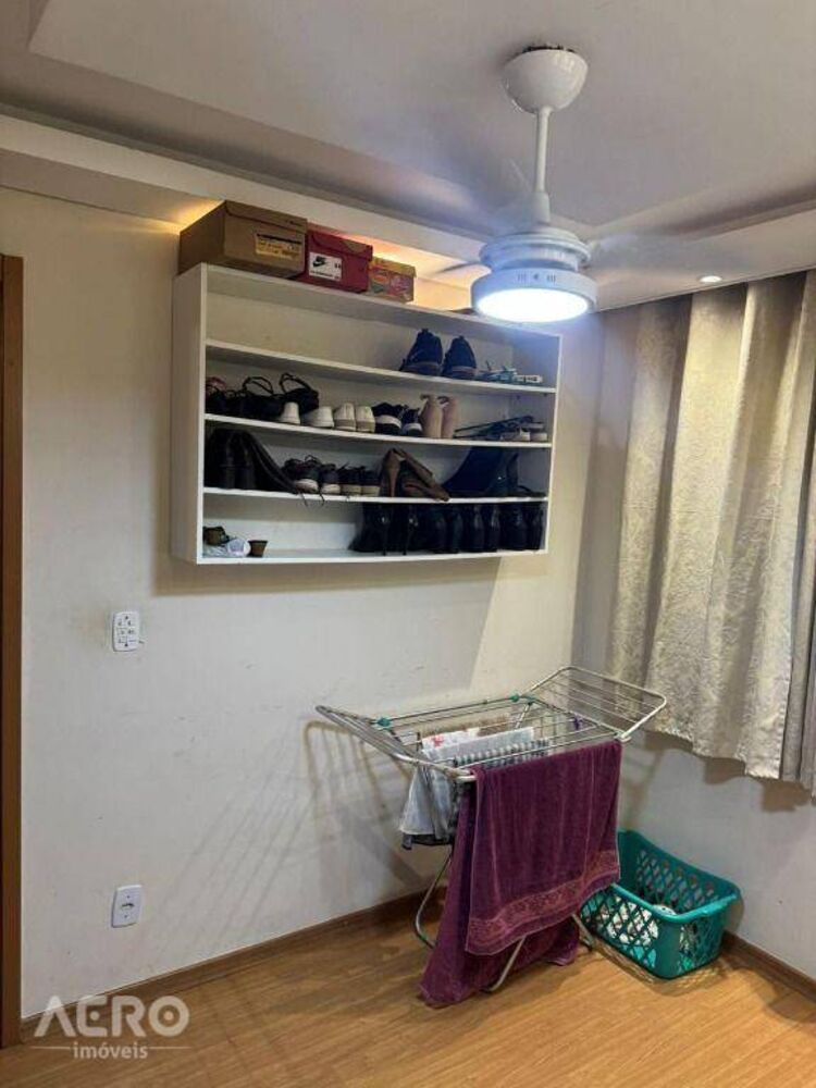 Apartamento à venda com 2 quartos, 45m² - Foto 11