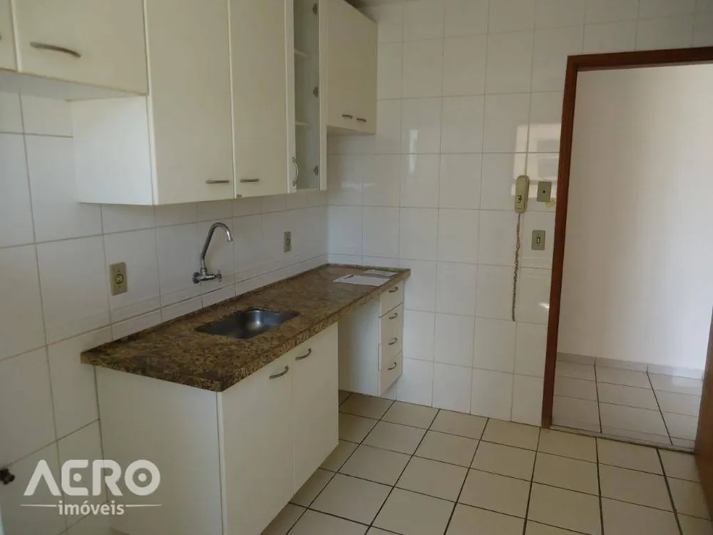Apartamento, 3 quartos, 76 m² - Foto 2
