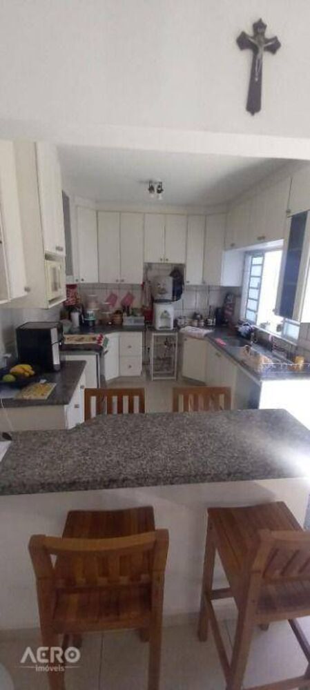 Casa, 3 quartos, 157 m² - Foto 9