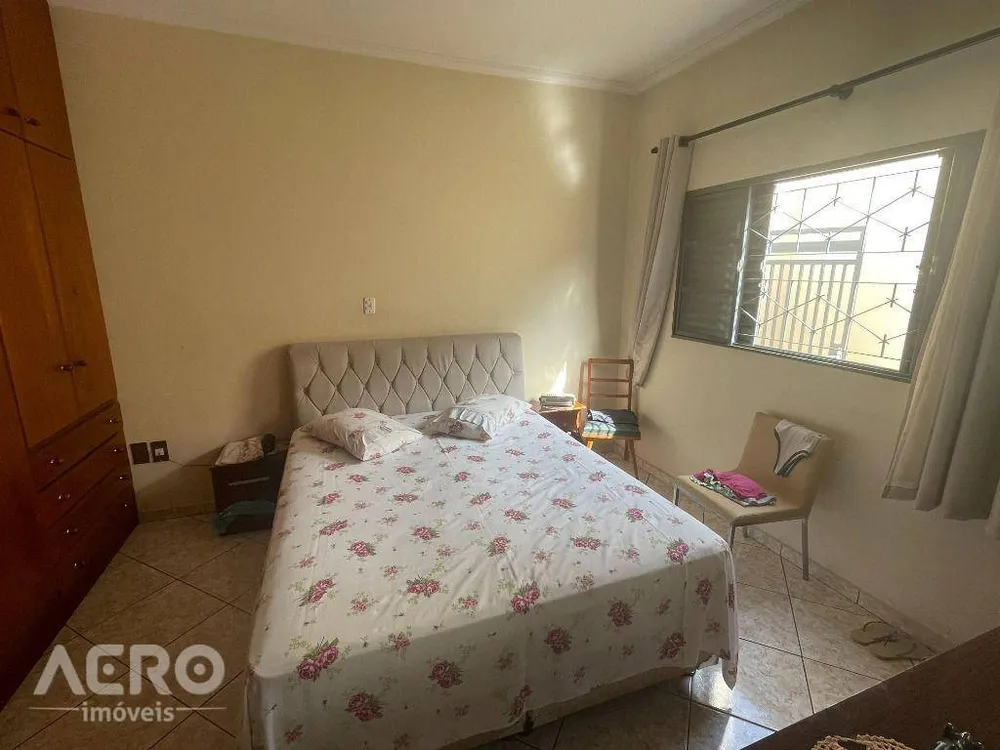 Casa, 3 quartos, 161 m² - Foto 4