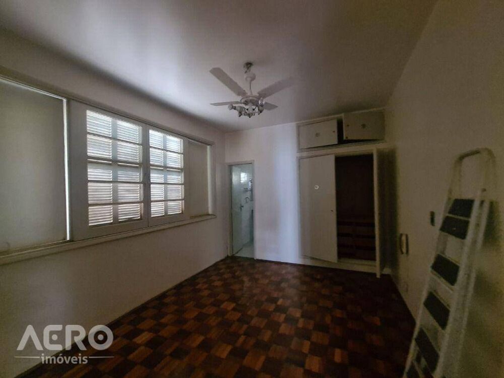 Casa à venda com 4 quartos, 177m² - Foto 16