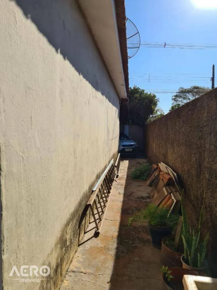 Casa, 2 quartos, 165 m² - Foto 1