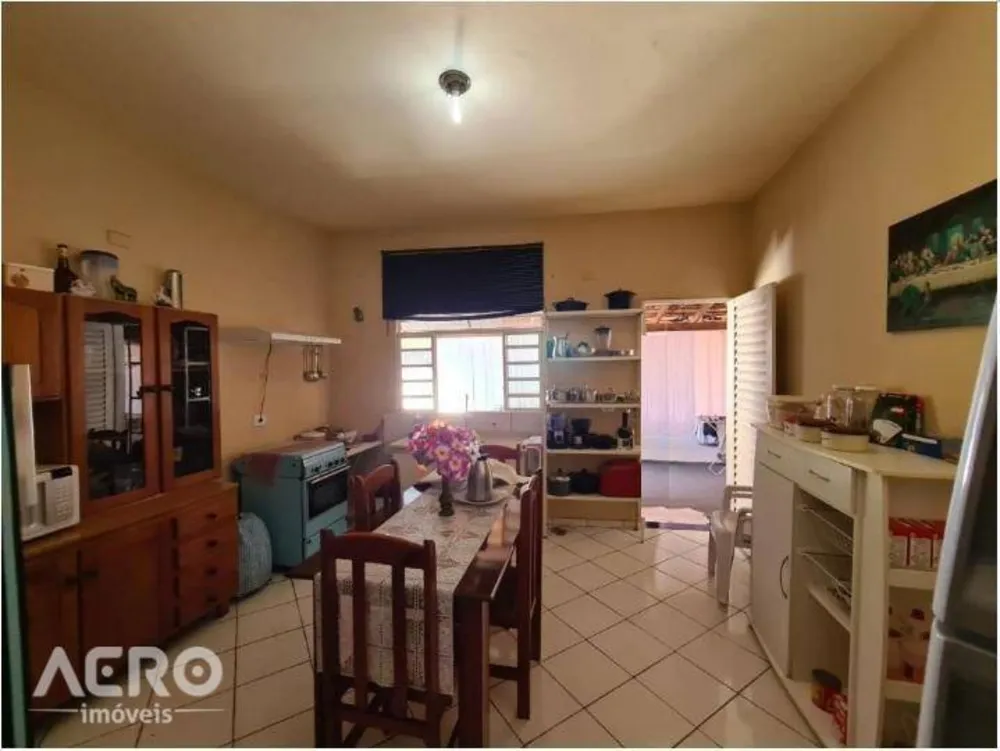Casa, 2 quartos, 165 m² - Foto 3