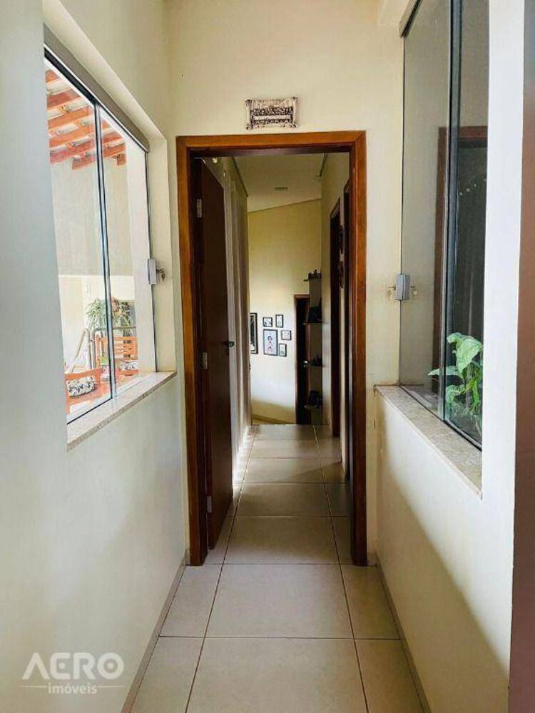 Casa de Condomínio à venda com 3 quartos, 247m² - Foto 7