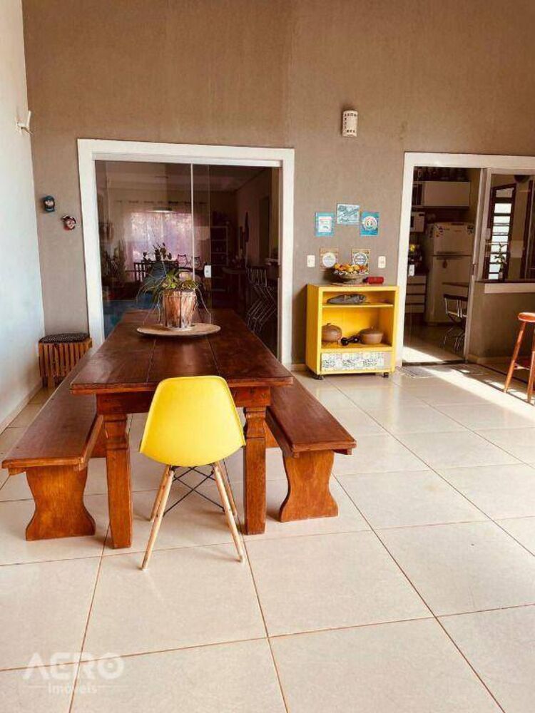 Casa de Condomínio à venda com 3 quartos, 247m² - Foto 14