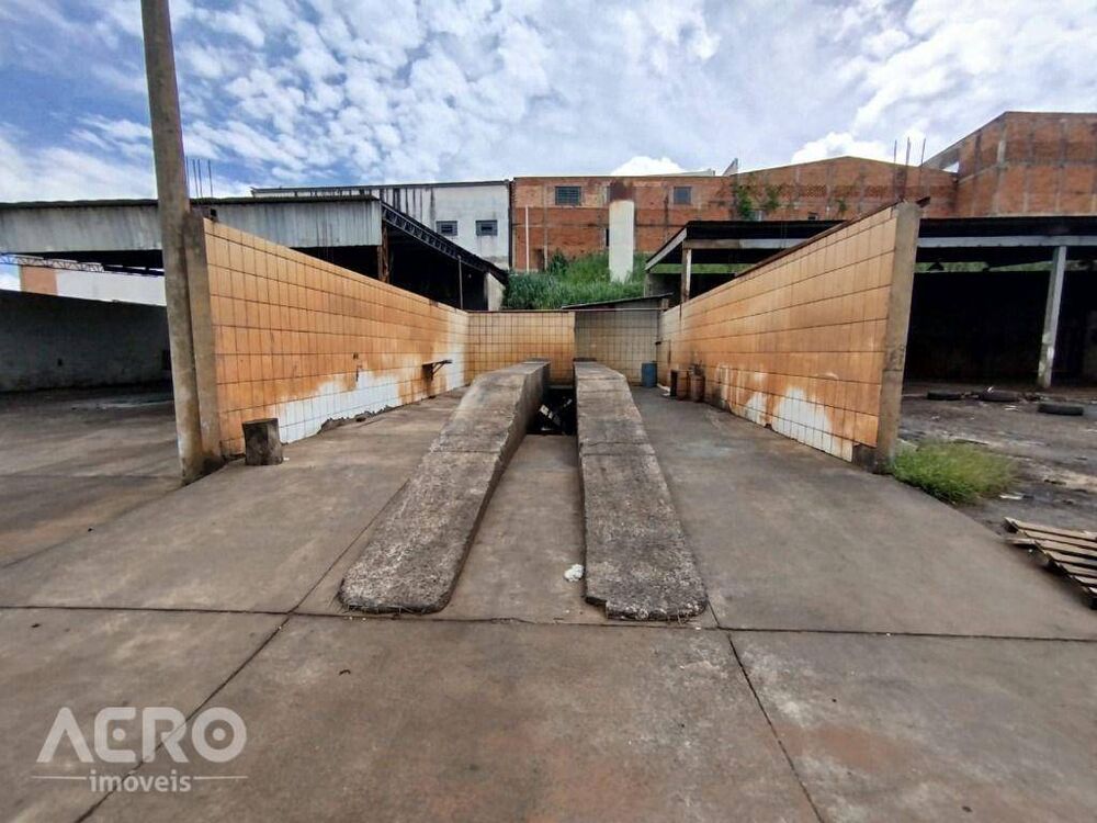 Depósito-Galpão, 1400 m² - Foto 26