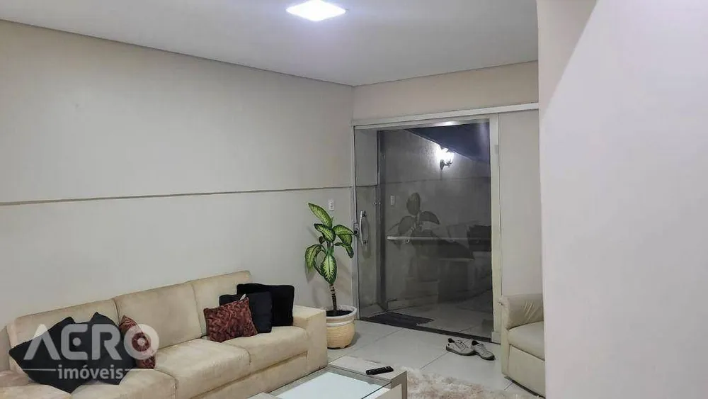 Casa, 3 quartos, 200 m² - Foto 2