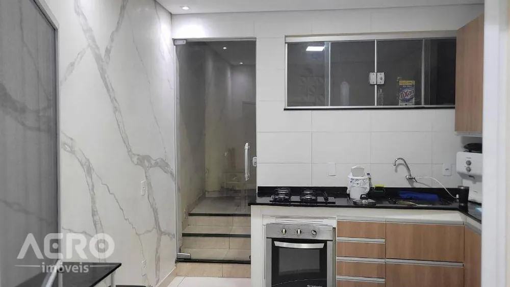 Casa, 3 quartos, 200 m² - Foto 6