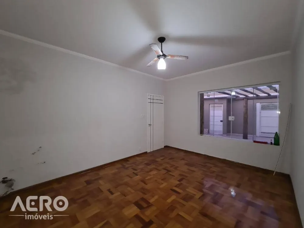 Casa, 4 quartos, 200 m² - Foto 2