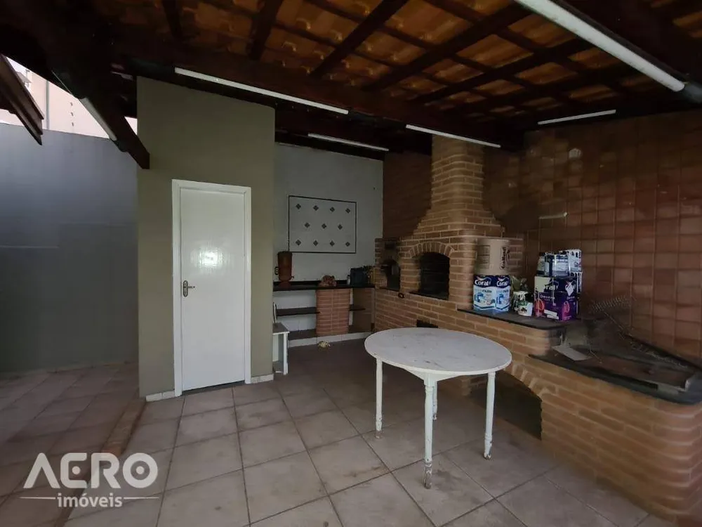 Casa, 4 quartos, 200 m² - Foto 4