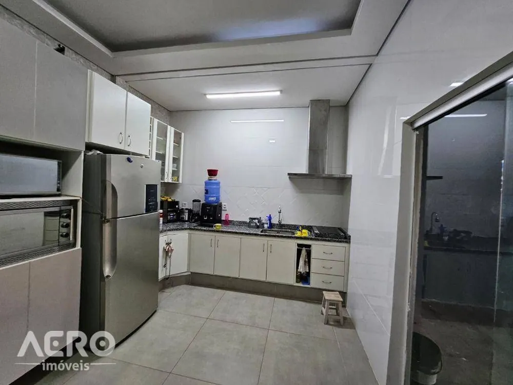 Casa, 5 quartos, 200 m² - Foto 7