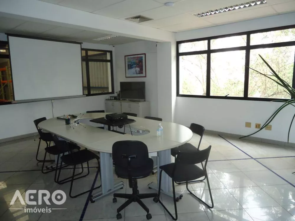 Depósito-Galpão-Armazém para alugar, 1050m² - Foto 2