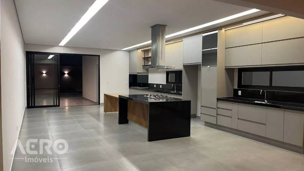 Casa de Condomínio à venda com 3 quartos, 310m² - Foto 4