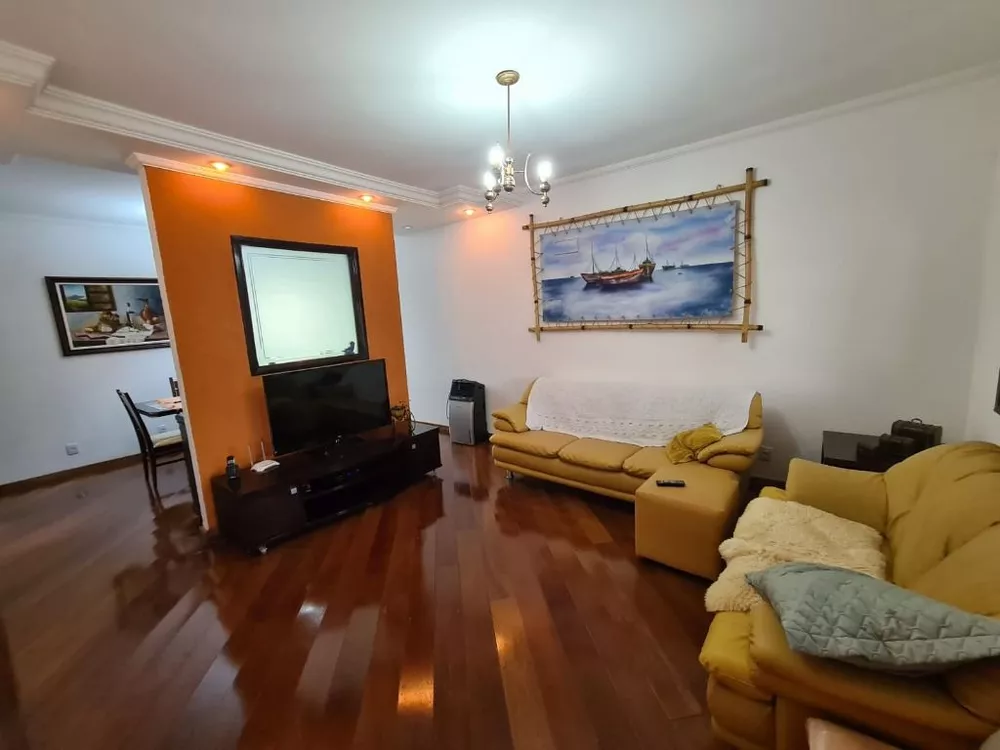 Casa à venda com 2 quartos, 160m² - Foto 1