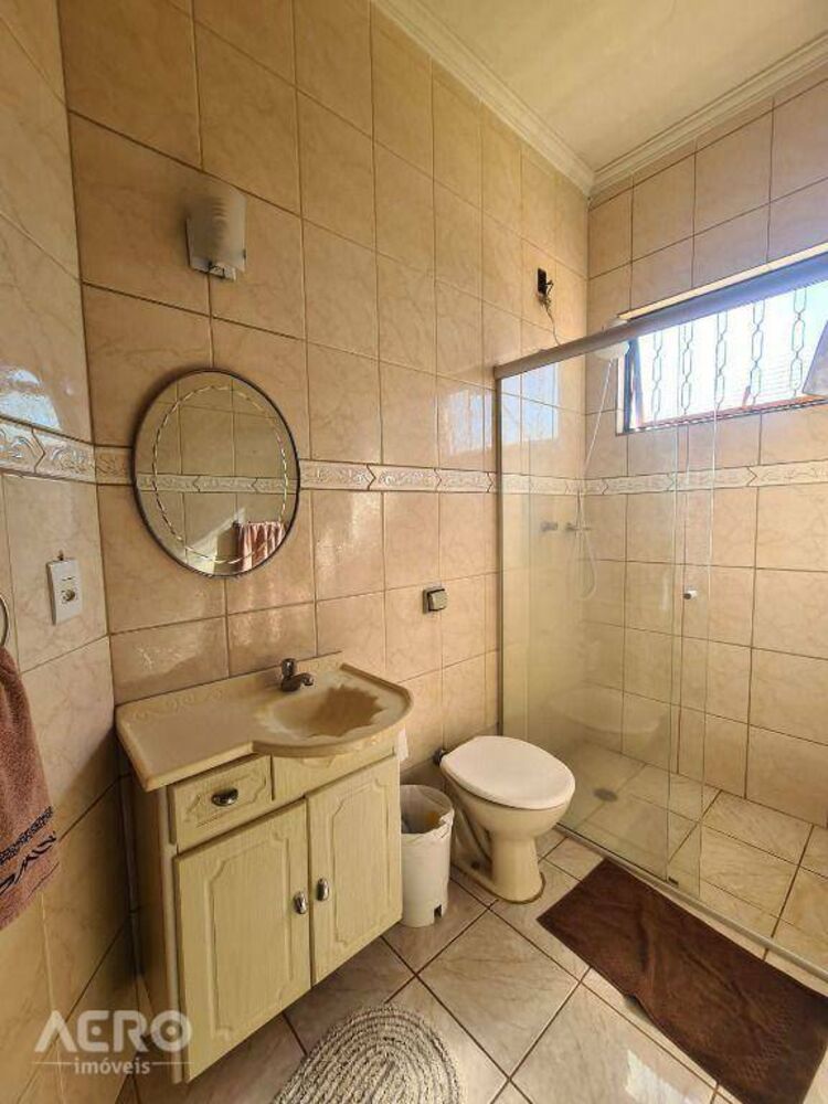 Casa, 3 quartos, 237 m² - Foto 18