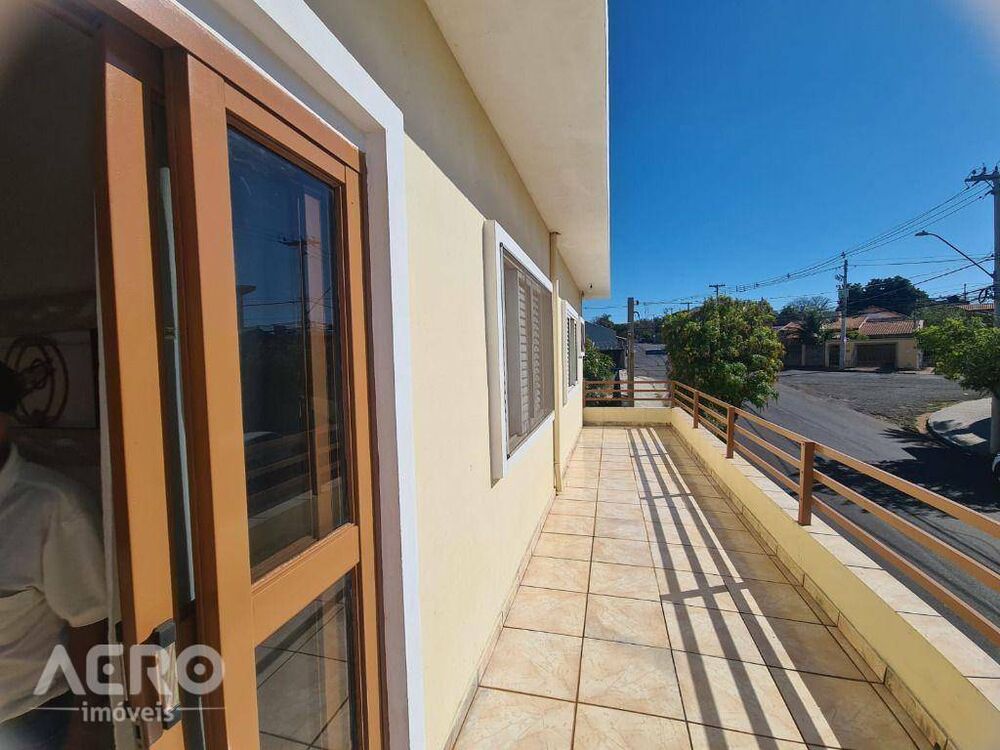 Casa, 3 quartos, 237 m² - Foto 29
