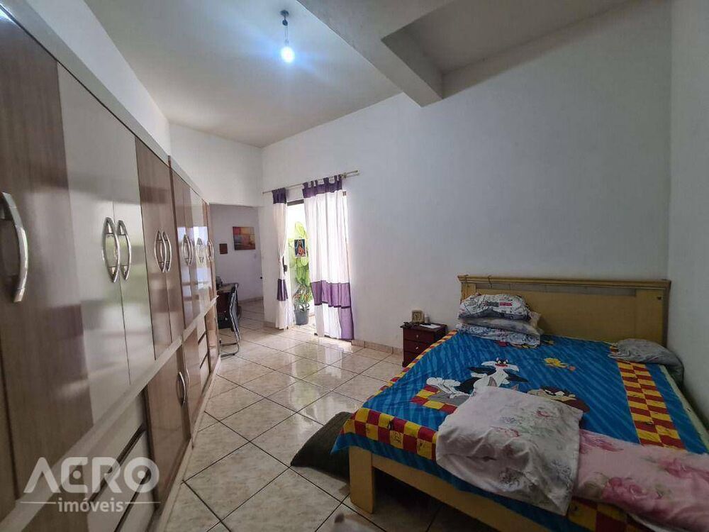 Casa, 3 quartos, 237 m² - Foto 10