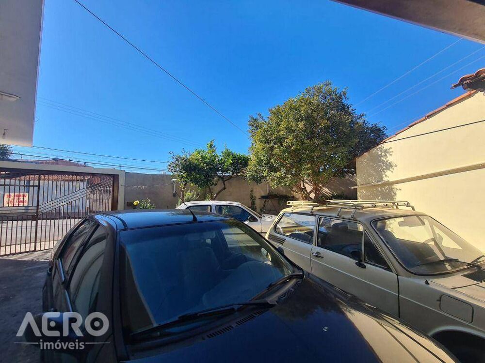 Casa, 3 quartos, 237 m² - Foto 24