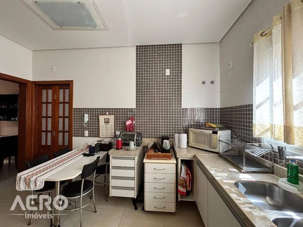 Casa, 4 quartos, 194 m² - Foto 11