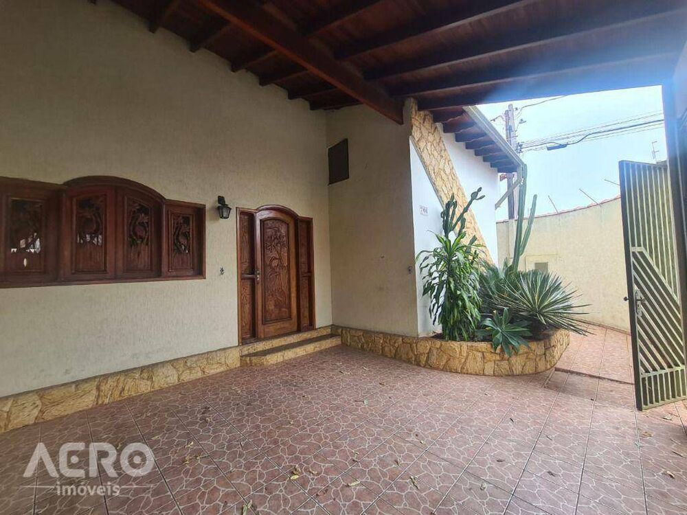 Casa, 3 quartos, 223 m² - Foto 2