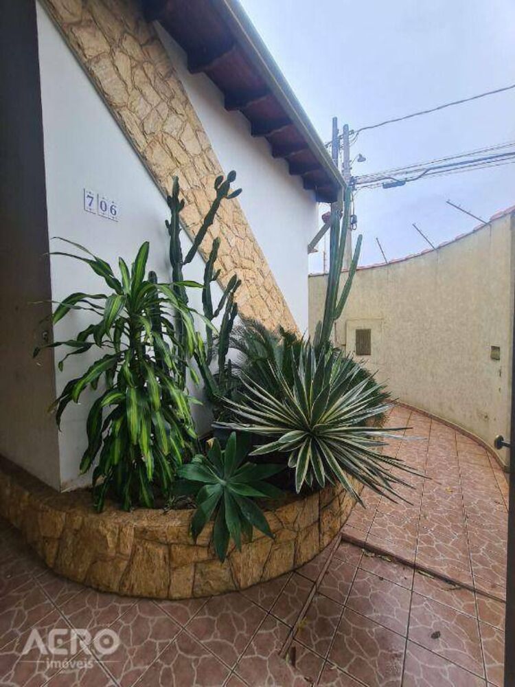 Casa, 3 quartos, 223 m² - Foto 3