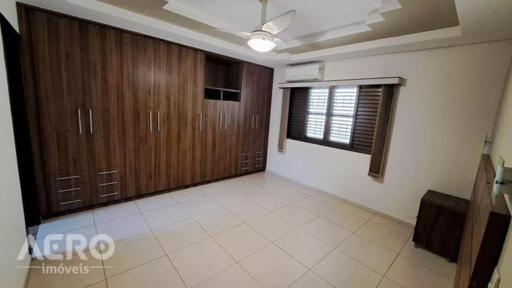 Casa à venda com 3 quartos, 260m² - Foto 10