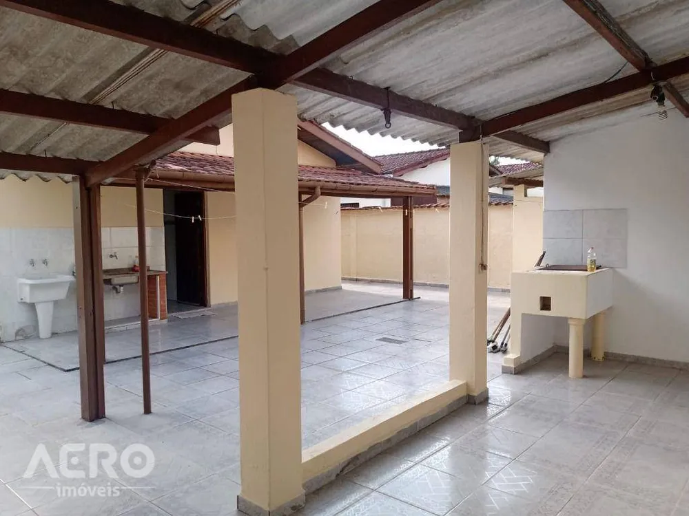 Casa, 2 quartos, 150 m² - Foto 1