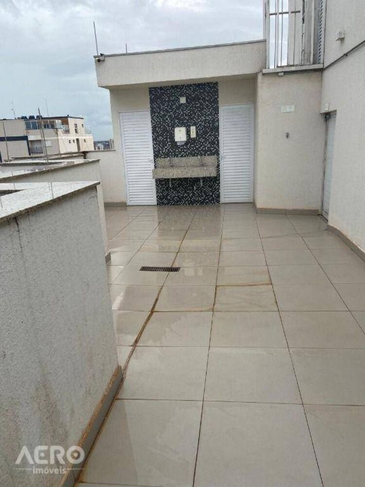 Apartamento para alugar com 1 quarto, 45m² - Foto 39