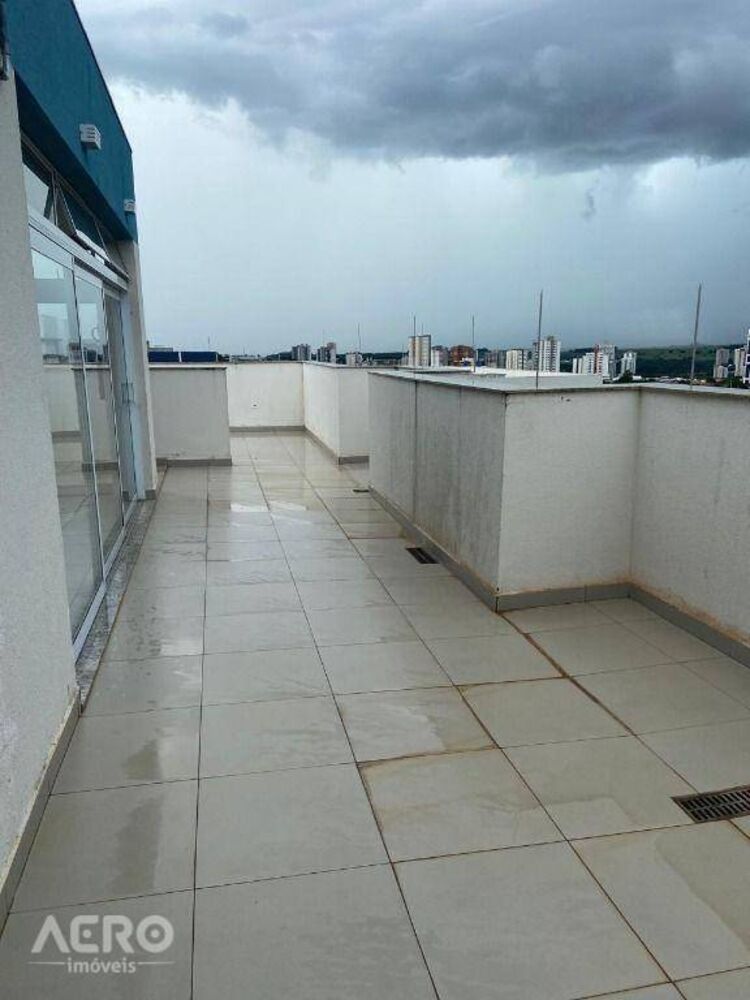 Apartamento para alugar com 1 quarto, 45m² - Foto 27