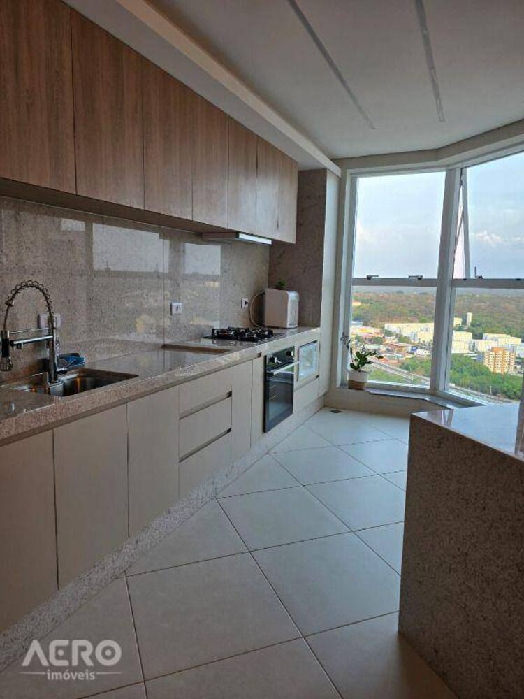 Apartamento à venda com 3 quartos, 136m² - Foto 2