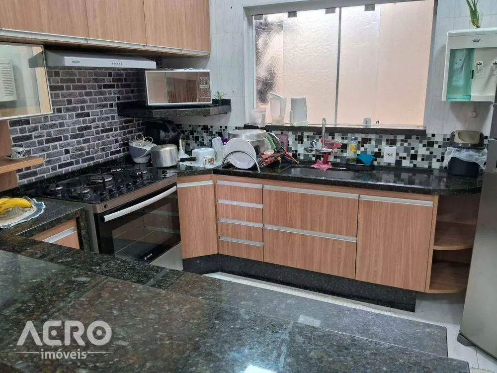 Casa, 2 quartos, 104 m² - Foto 1