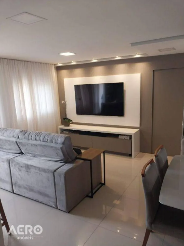 Apartamento, 2 quartos, 77 m² - Foto 1